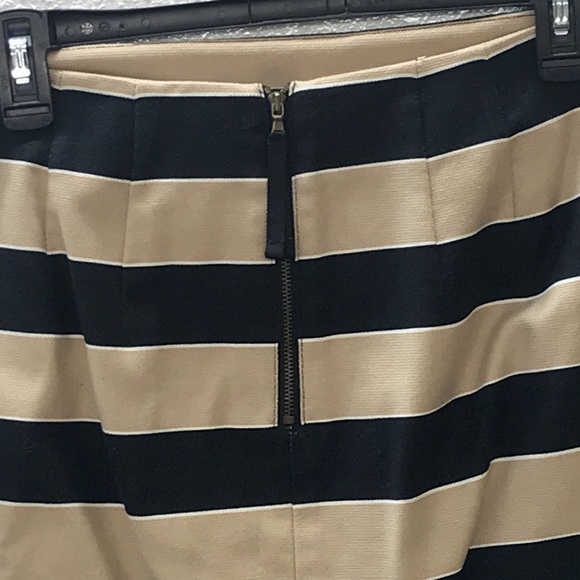 LOFT brand Ladies Striped Skirt - Picture 4 of 8